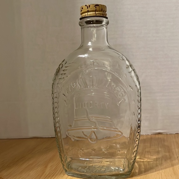 1976 Glass Log Cabin Maple Syrup Bottle Centennial Liberty Bell - Picture 7 of 10